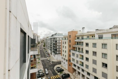 Apartamento T3 para Venda em São Domingos de Benfica