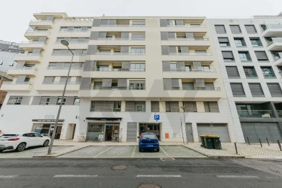 Apartamento T3 para Venda em São Domingos de Benfica