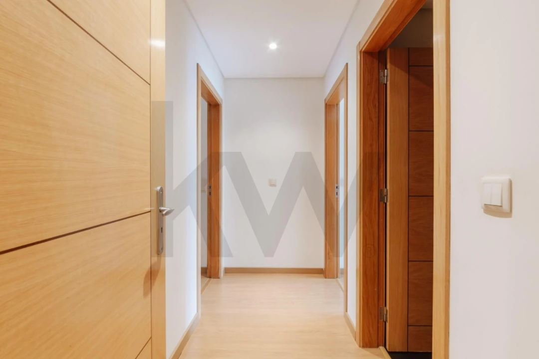 Apartamento T3 para Venda em São Domingos de Benfica Foto 17
