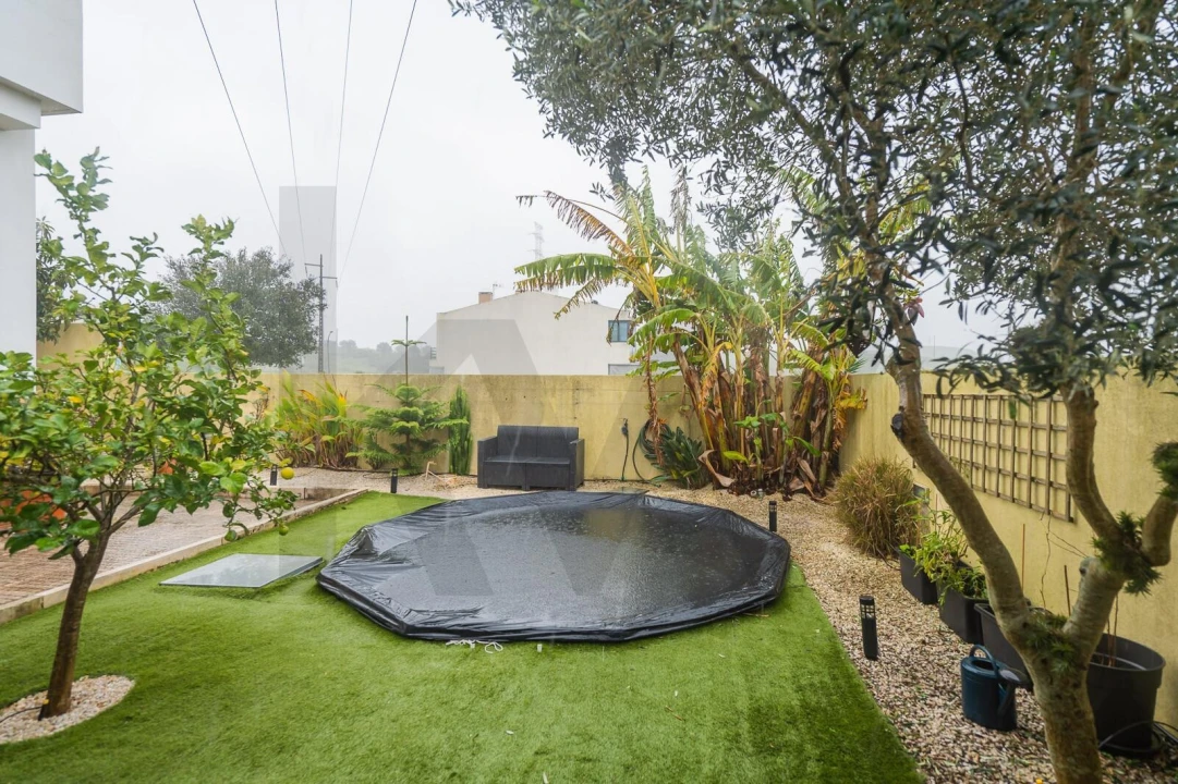 Moradia T4 para Venda em Agualva e Mira-Sintra Foto 7