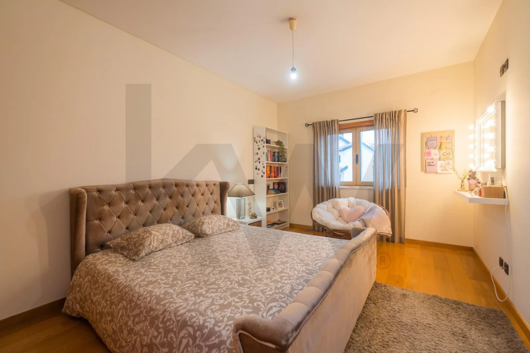 Moradia T4 para Venda em Agualva e Mira-Sintra Foto 54