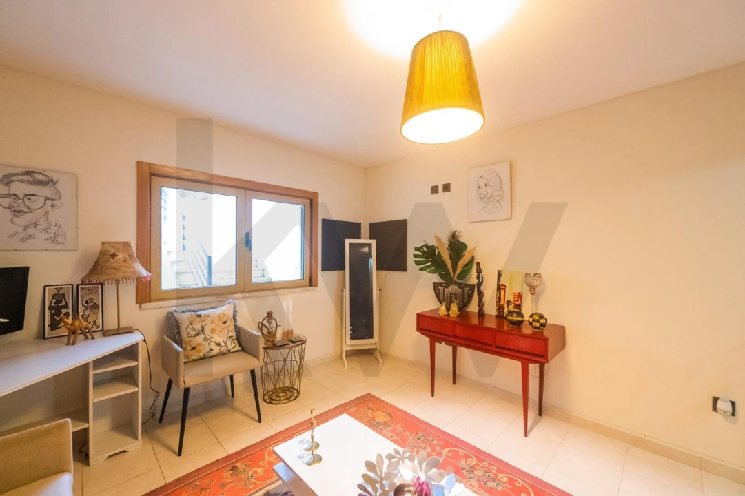 Moradia T4 para Venda em Agualva e Mira-Sintra Foto 19