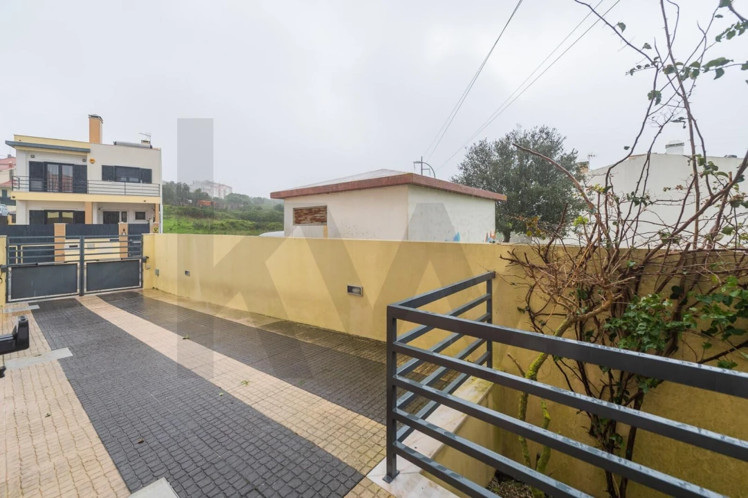 Moradia T4 para Venda em Agualva e Mira-Sintra Foto 15