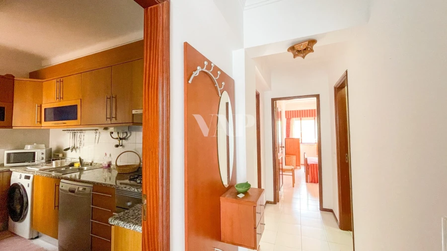 Apartamento T1 para Venda em Quarteira Foto 4