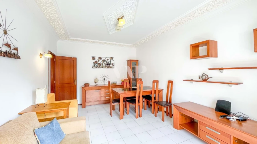 Apartamento T1 para Venda em Quarteira Foto 7