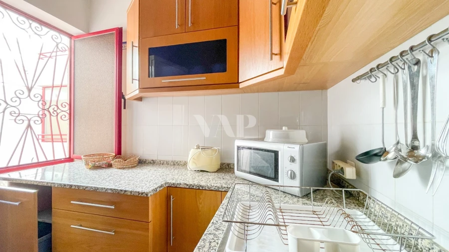 Apartamento T1 para Venda em Quarteira Foto 6