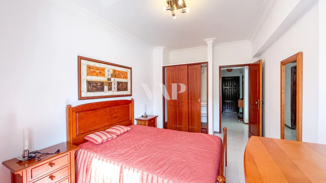 Apartamento T1 para Venda em Quarteira Foto 14