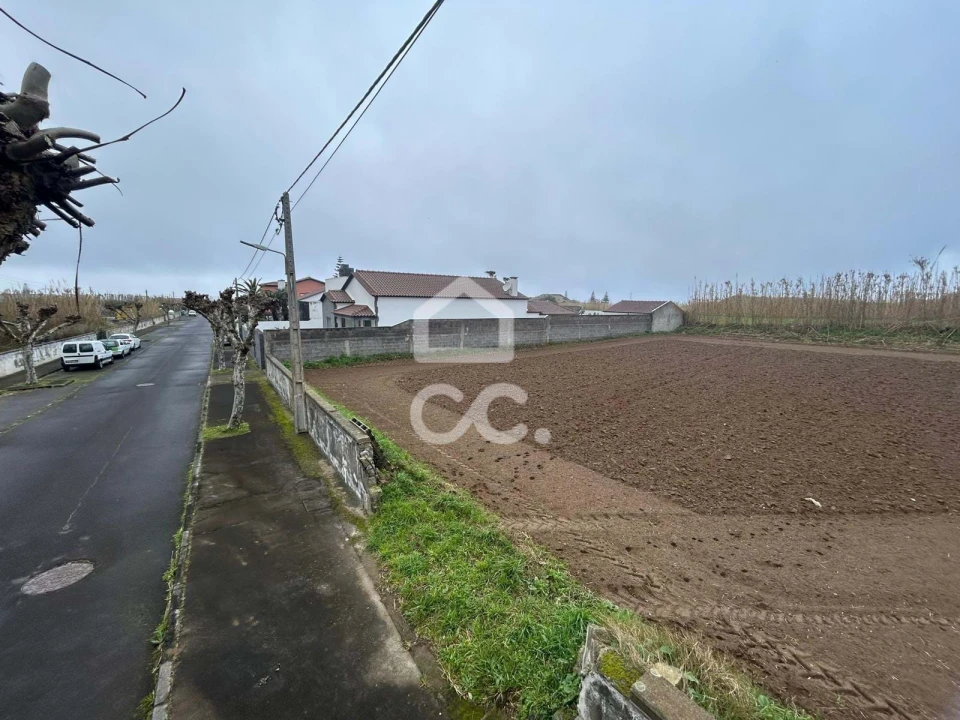 Terreno para Venda em Mosteiros Foto 5