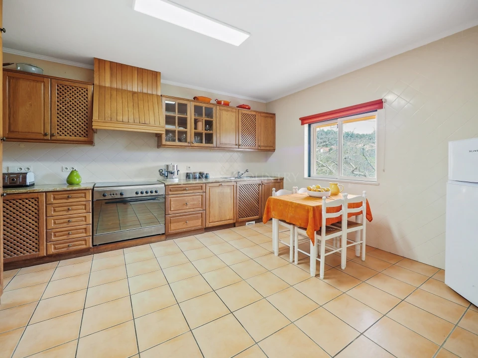 Moradia T4 para Venda em Monchique Foto 10