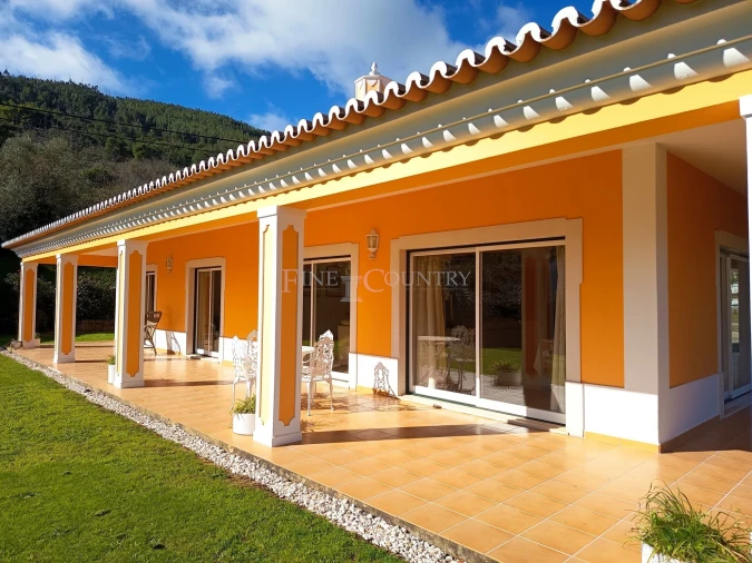 Moradia T4 para Venda em Monchique Foto 8