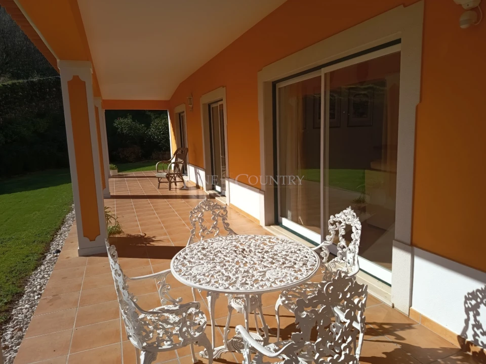 Moradia T4 para Venda em Monchique Foto 9