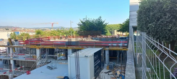 Apartamento T3 para Venda em Campanhã