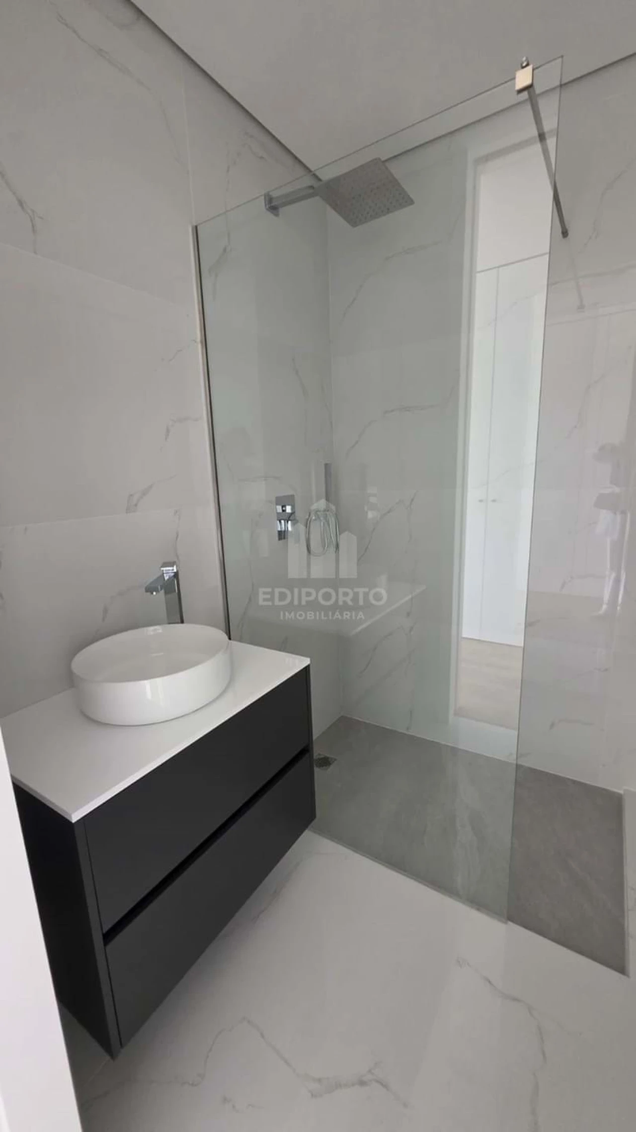 Moradia T3 para Venda em Fânzeres e São Pedro da Cova Foto 7