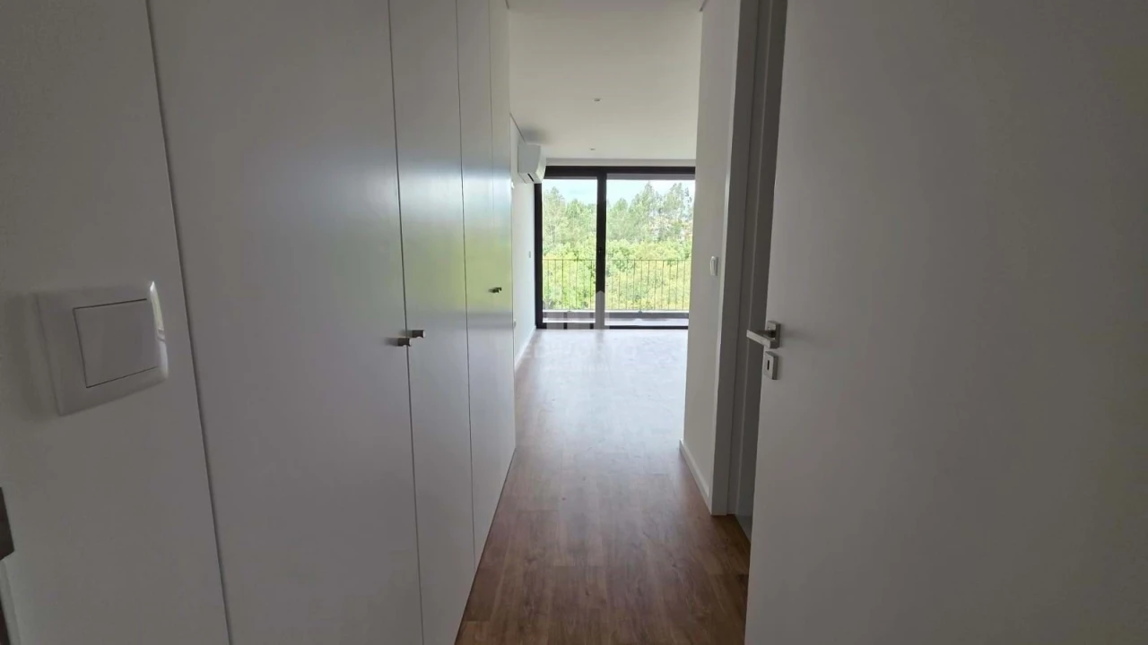 Moradia T3 para Venda em Fânzeres e São Pedro da Cova Foto 6