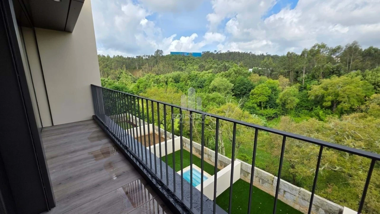 Moradia T3 para Venda em Fânzeres e São Pedro da Cova Foto 9