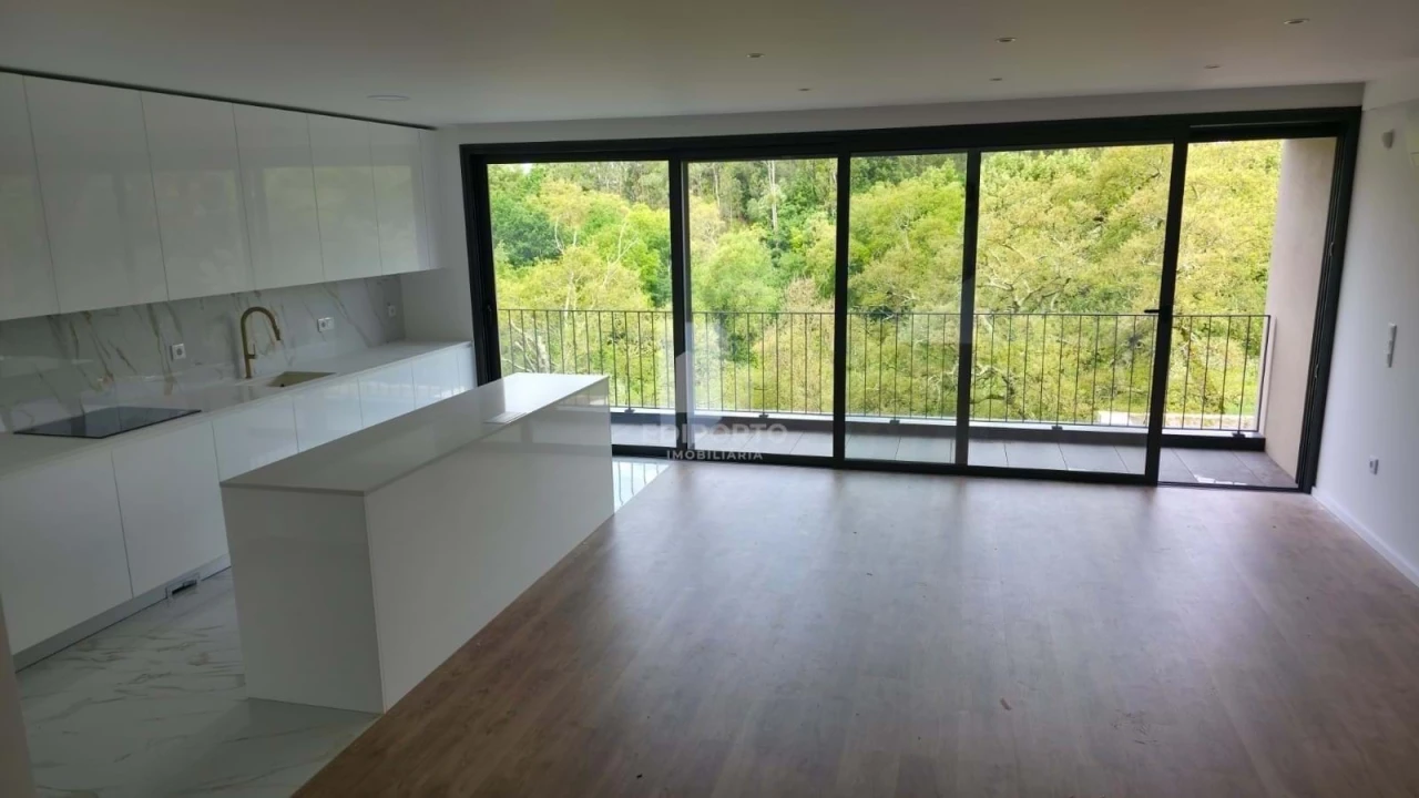 Moradia T3 para Venda em Fânzeres e São Pedro da Cova Foto 48