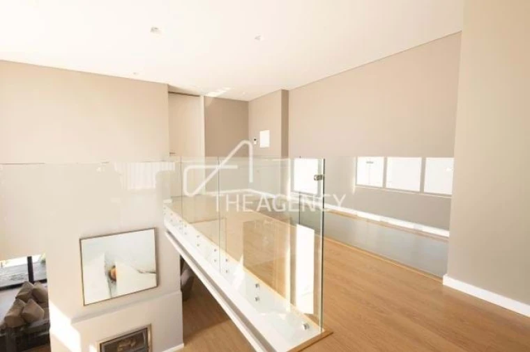 Moradia T4 para Arrendamento em Alcabideche Foto 17