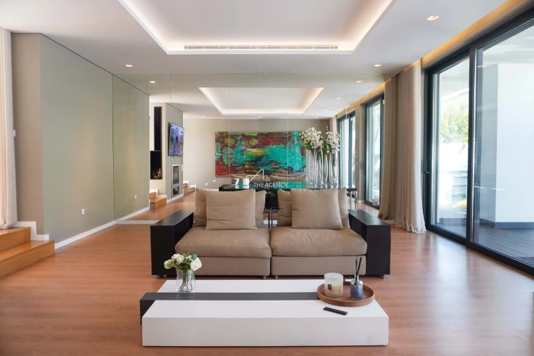 Moradia T4 para Arrendamento em Alcabideche Foto 30