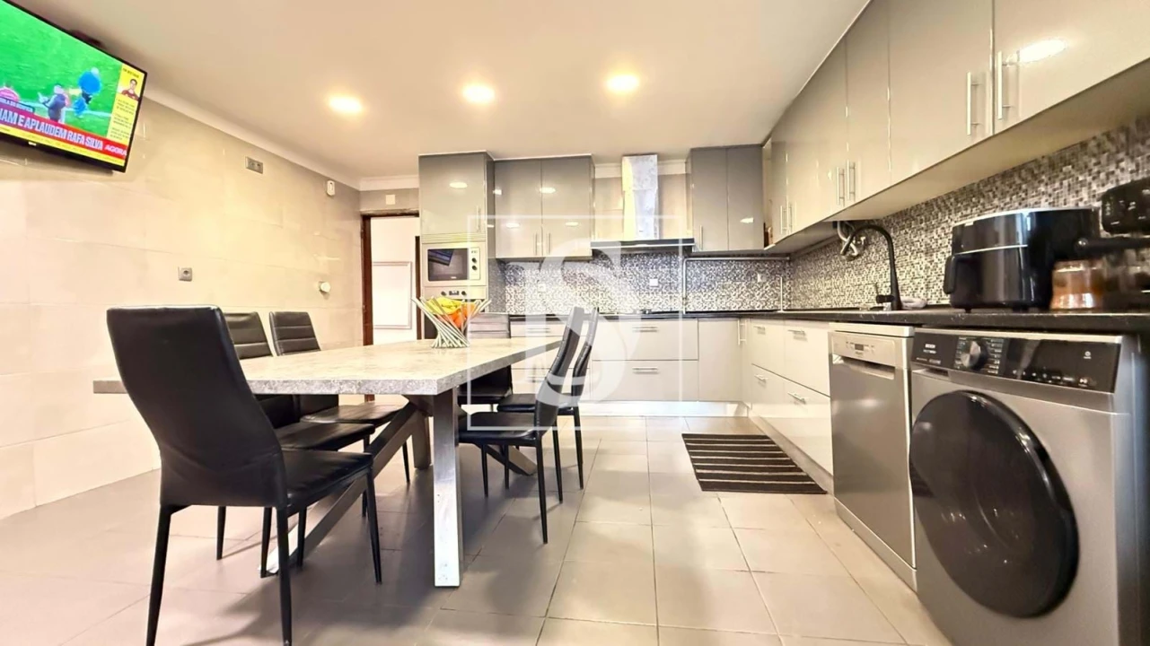 Apartamento T3 para Venda em Moita Foto 1