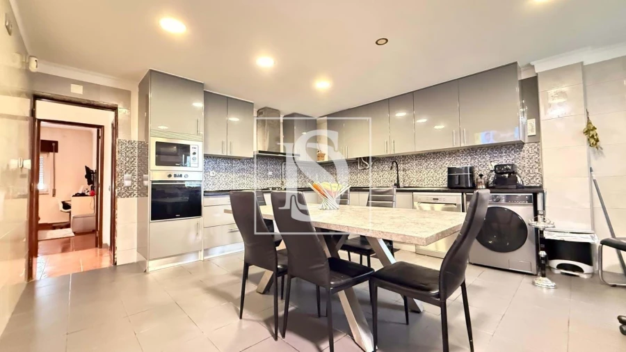 Apartamento T3 para Venda em Moita Foto 2