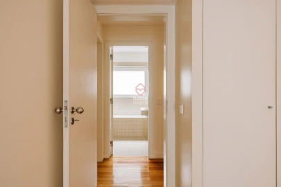 Apartamento T3 para Venda em Misericórdia