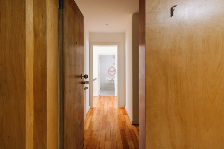 Apartamento T3 para Venda em Misericórdia Foto 22