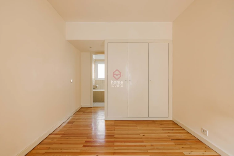 Apartamento T3 para Venda em Misericórdia Foto 15