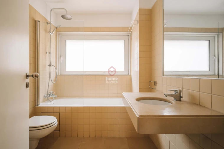 Apartamento T3 para Venda em Misericórdia Foto 17