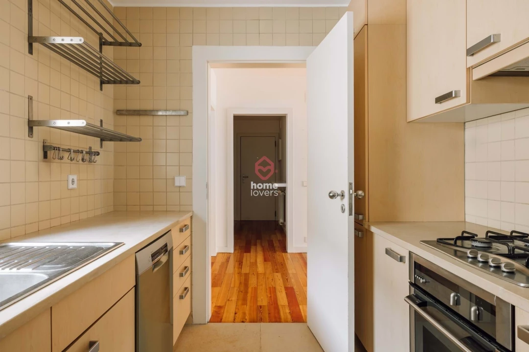 Apartamento T3 para Venda em Misericórdia Foto 10