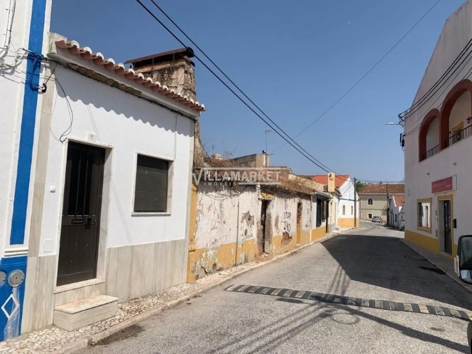 Moradia T1 para Venda em Bencatel Foto 1