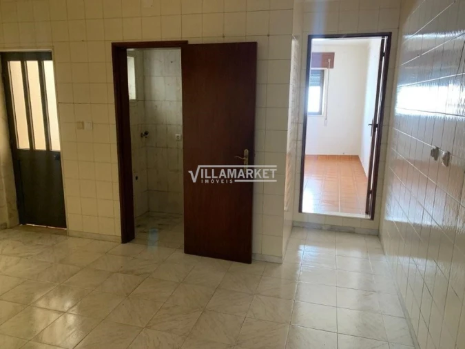 Moradia T1 para Venda em Bencatel Foto 6