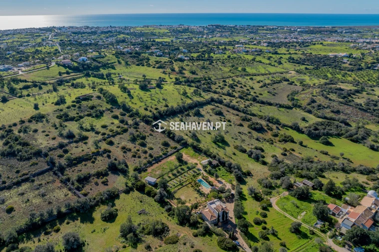 Moradia T5 para Venda em Guia Foto 46