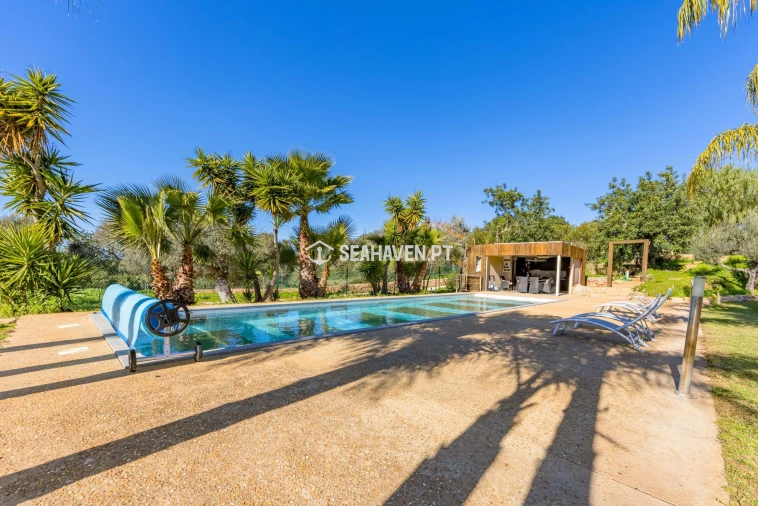 Moradia T5 para Venda em Guia Foto 34