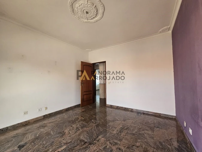 Apartamento T4 para Venda em Gaio-Rosário e Sarilhos Pequenos Foto 26