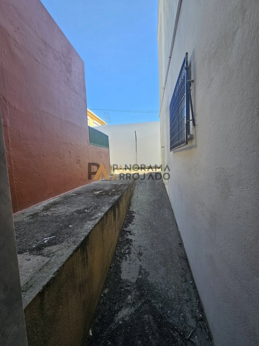 Apartamento T4 para Venda em Gaio-Rosário e Sarilhos Pequenos Foto 4