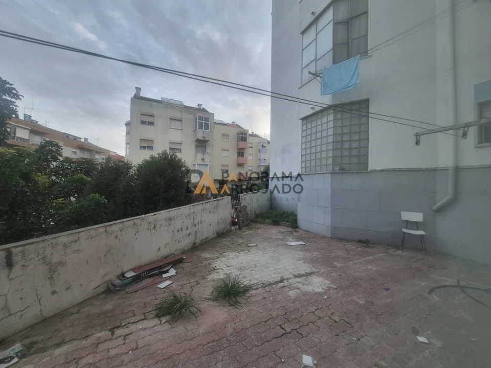 Apartamento T2 para Venda em Póvoa de Santo Adrião e Olival Basto Foto 20