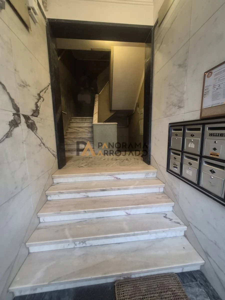 Apartamento T2 para Venda em Póvoa de Santo Adrião e Olival Basto Foto 10