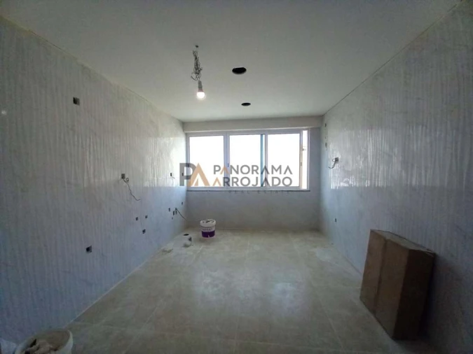 Apartamento T2 para Venda em Carregado e Cadafais Foto 30
