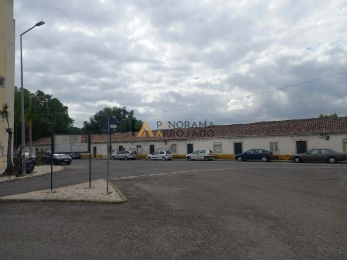 Apartamento T2 para Venda em Carregado e Cadafais Foto 39