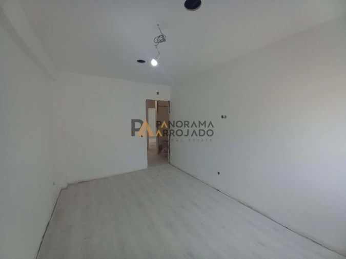 Apartamento T2 para Venda em Carregado e Cadafais Foto 44