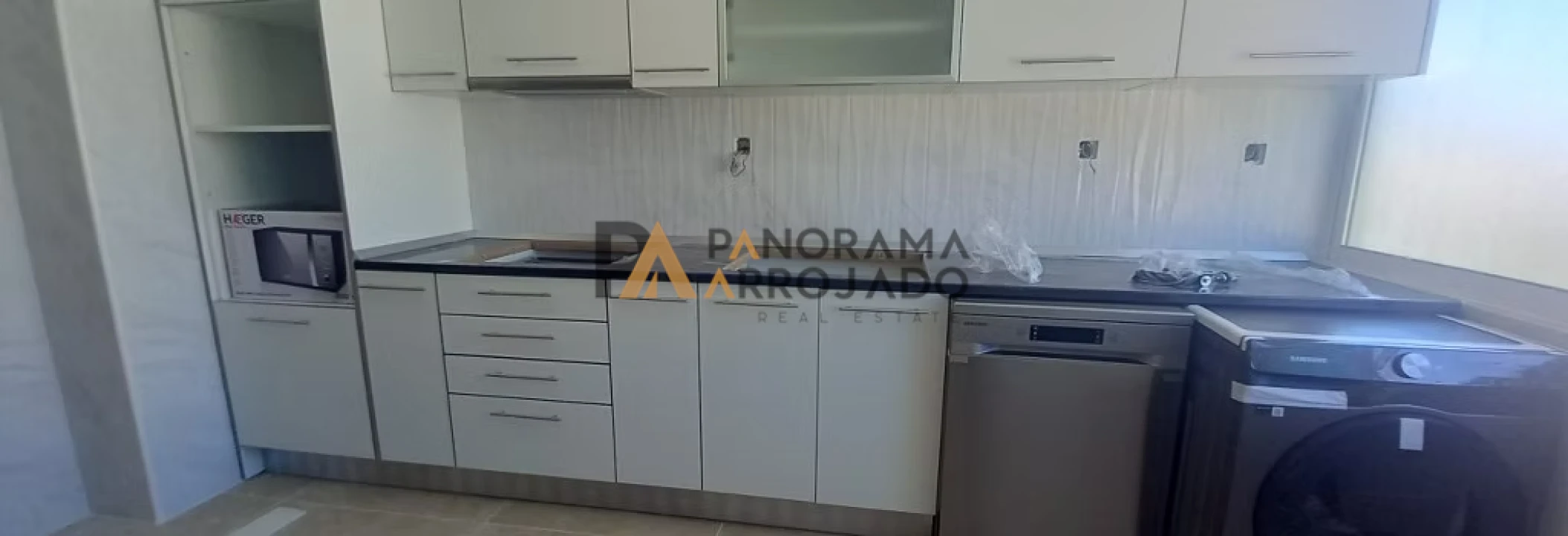 Apartamento T2 para Venda em Carregado e Cadafais Foto 32