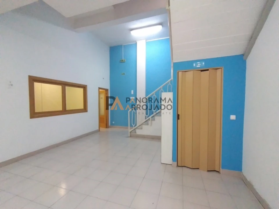 Negócio para Venda em Alto do Seixalinho, Santo André e Verderena Foto 32