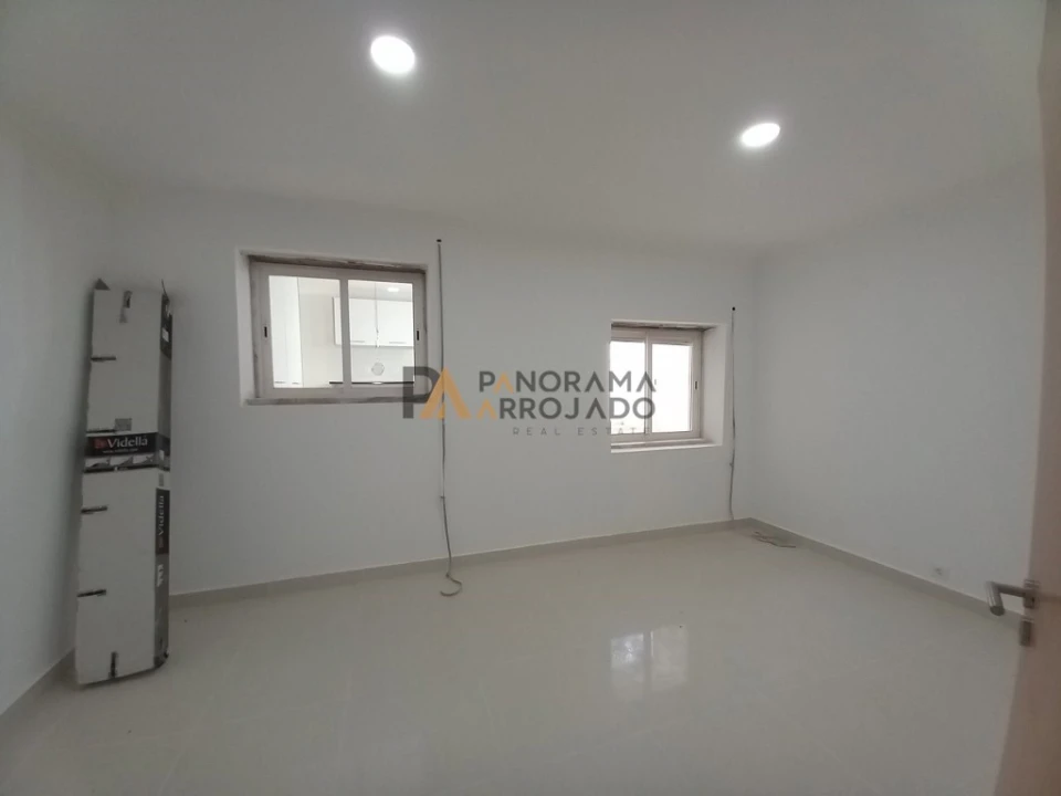 Moradia T6 para Venda em Carcavelos e Parede Foto 55