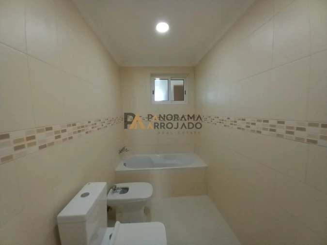 Moradia T6 para Venda em Carcavelos e Parede Foto 24