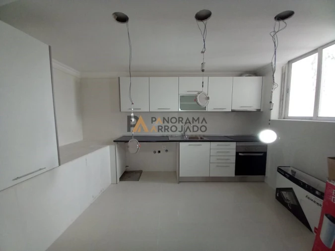 Moradia T6 para Venda em Carcavelos e Parede Foto 62