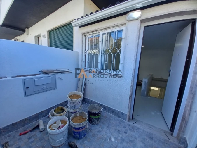 Moradia T6 para Venda em Carcavelos e Parede Foto 42