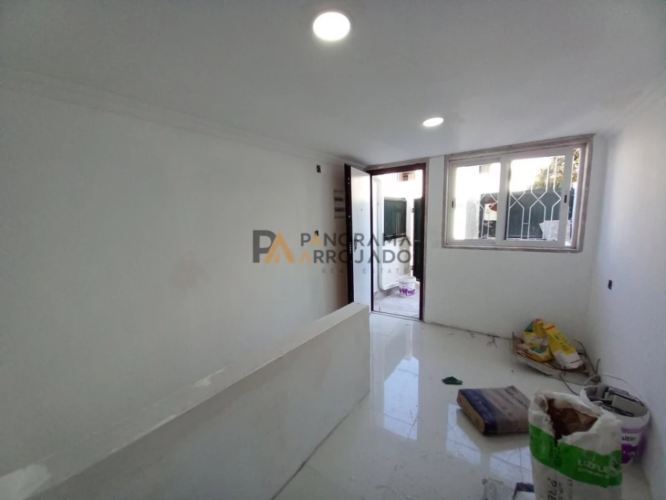 Moradia T6 para Venda em Carcavelos e Parede Foto 67