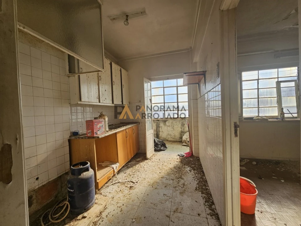 Apartamento T2 para Venda em Vila Franca de Xira Foto 28