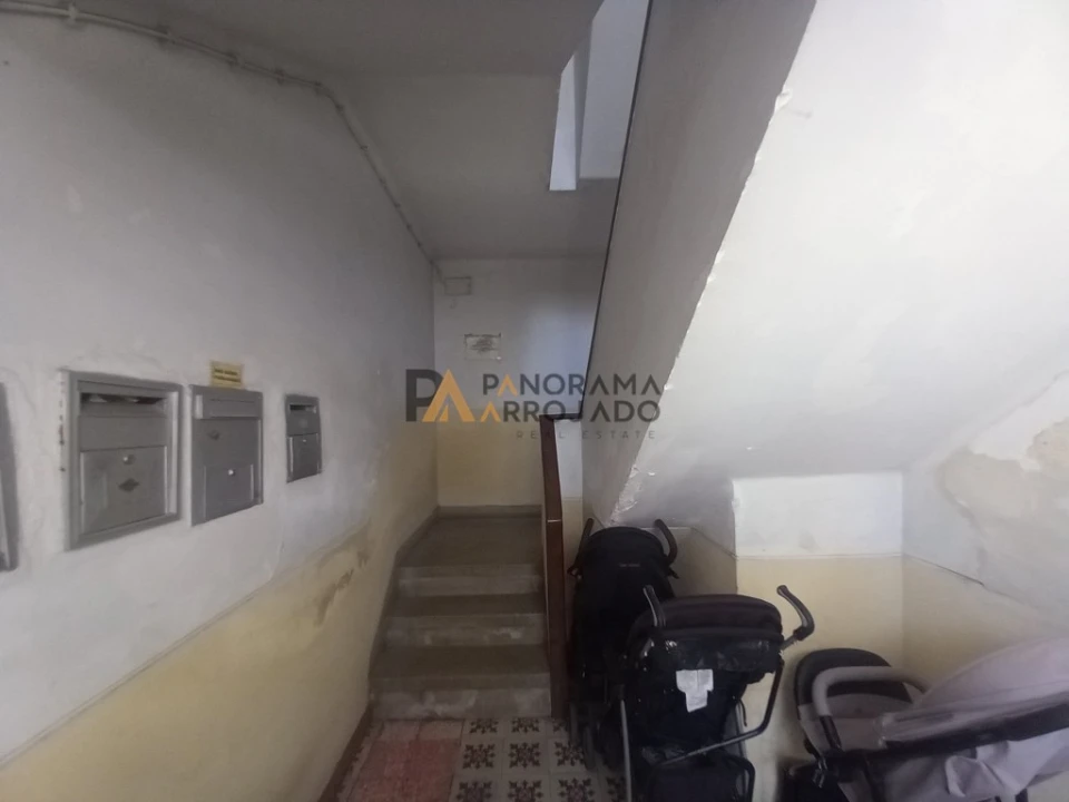 Apartamento T1 para Venda em Baixa da Banheira e Vale da Amoreira Foto 2