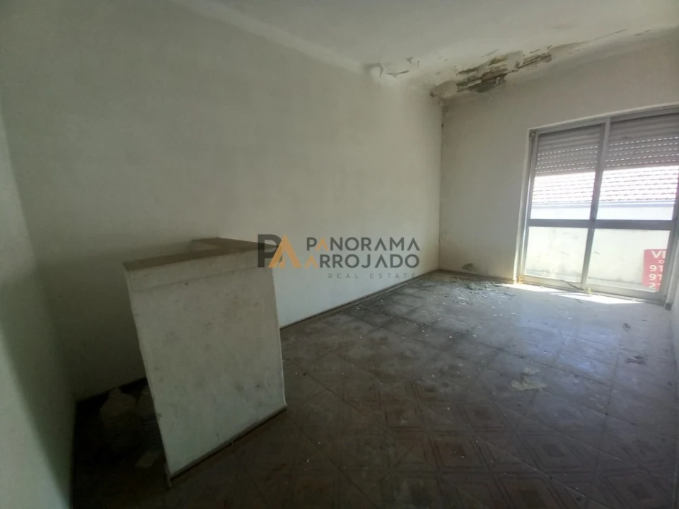 Apartamento T1 para Venda em Baixa da Banheira e Vale da Amoreira Foto 5